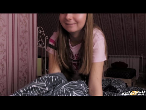 ❤️ Blondie suger BFF's dypt og får sperm i munnen ❤️ Vakker porno hos oss ❌️